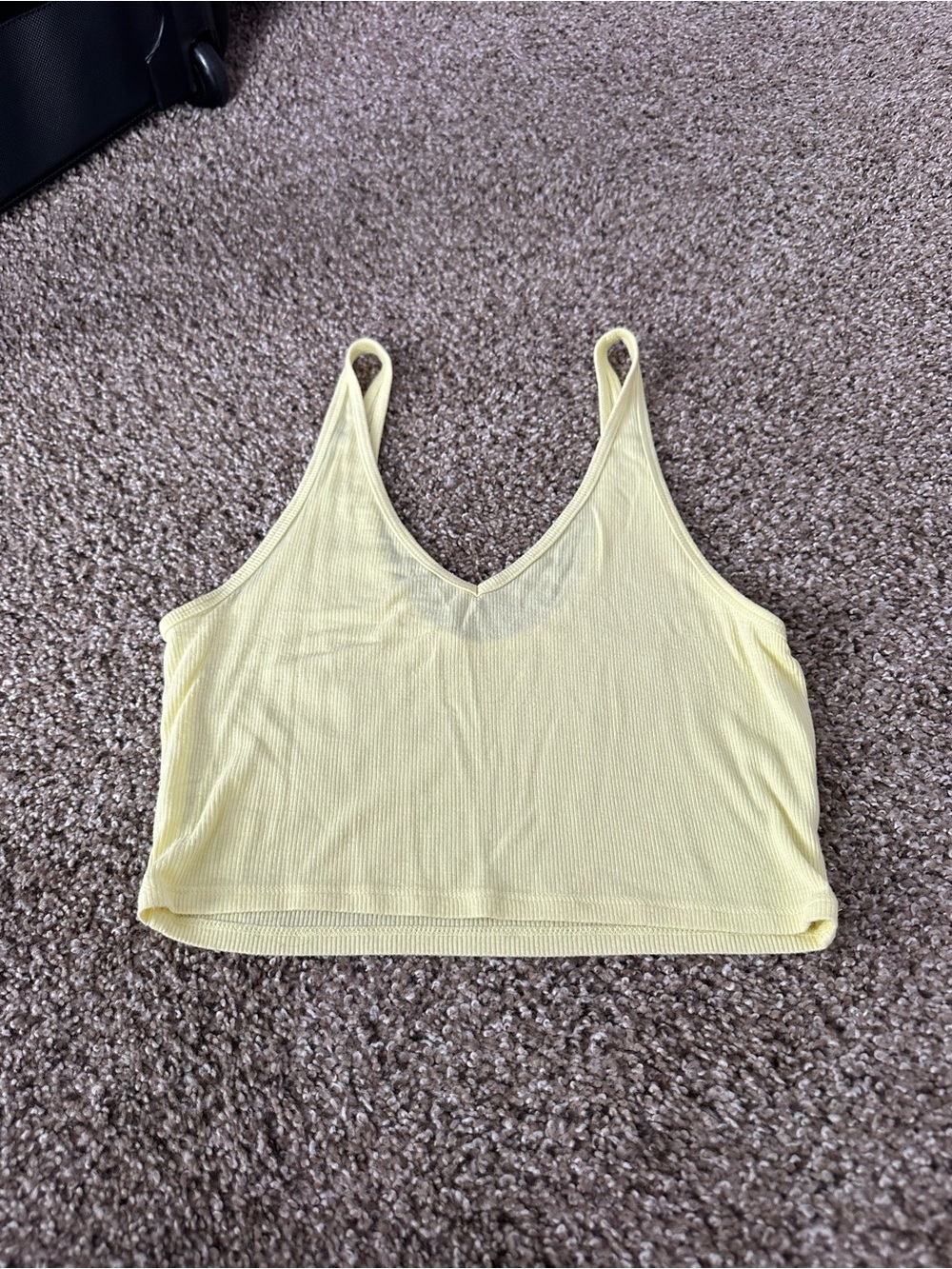 PacSun Pale Yellow Ribbed V-Neck Cropped Tank